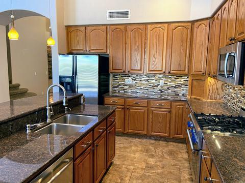 16059 S 7th Dr, Phoenix, AZ 85045 photo 7