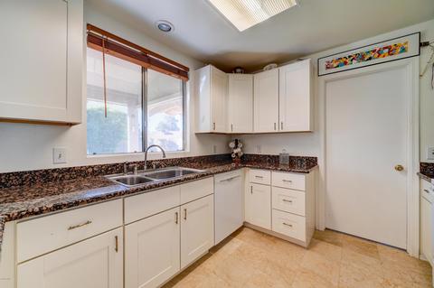 819 E Piute Ave, Phoenix, AZ 85024 photo 9
