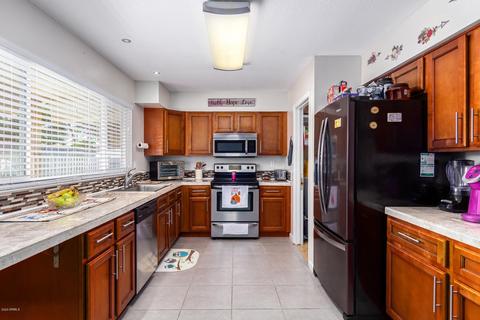 4629 E Carter Dr, Phoenix, AZ 85042 photo 8