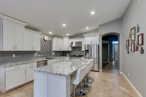 25829 N Singbush Loop, Phoenix, AZ 85083 photo 12