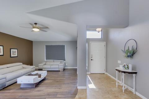 25829 N Singbush Loop, Phoenix, AZ 85083 photo 8