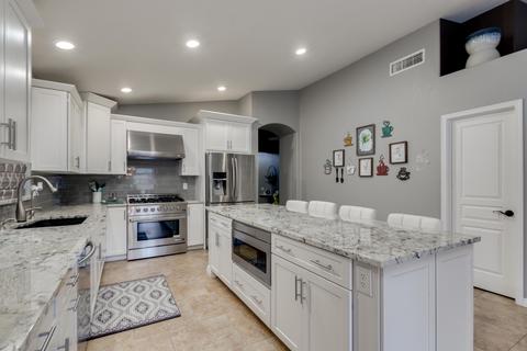 25829 N Singbush Loop, Phoenix, AZ 85083 photo 11