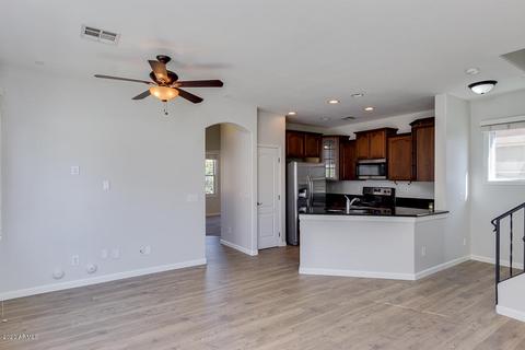 5745 S 21st Pl, Phoenix, AZ 85040 photo 2
