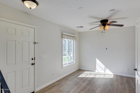5745 S 21st Pl, Phoenix, AZ 85040 photo 10