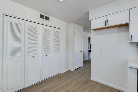 110 E Oxford Dr, Tempe, AZ 85283 photo 10