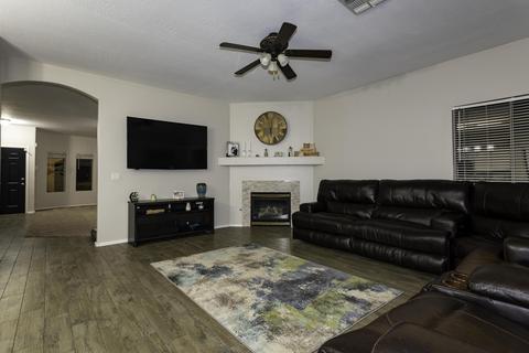 565 N Bluejay Dr, Gilbert, AZ 85234 photo 4