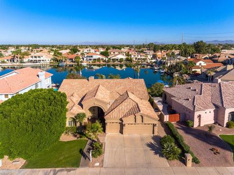 1902 E Coral Tree Dr, Gilbert, AZ 85234 photo 1