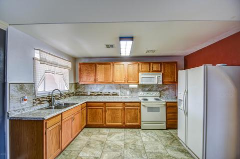 3121 N 41st Ave, Phoenix, AZ 85019 photo 12