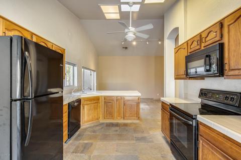 2228 E Rockledge Rd, Phoenix, AZ 85048 photo 2