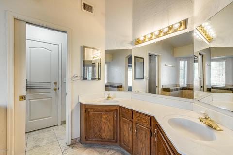 2228 E Rockledge Rd, Phoenix, AZ 85048 photo 3
