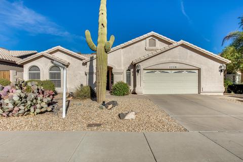 2228 E Rockledge Rd, Phoenix, AZ 85048 photo 1