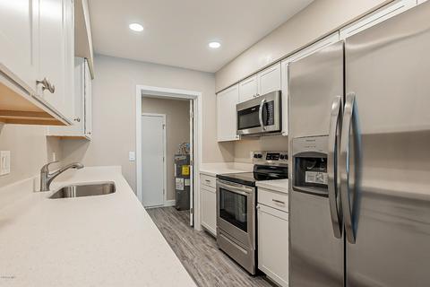 2826 E Capri Cir, Mesa, AZ 85204 photo 6