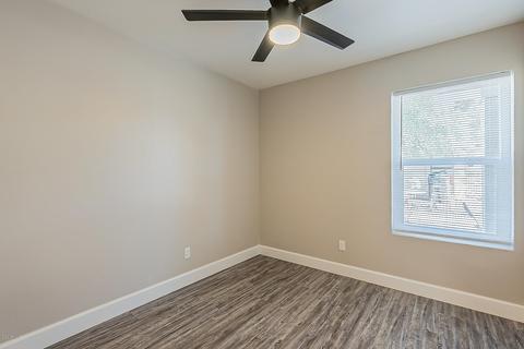 2826 E Capri Cir, Mesa, AZ 85204 photo 9