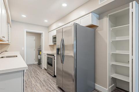 2826 E Capri Cir, Mesa, AZ 85204 photo 3