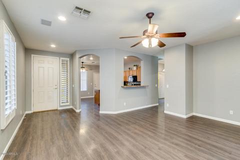 4239 E Oxford Ln, Gilbert, AZ 85295 photo 5