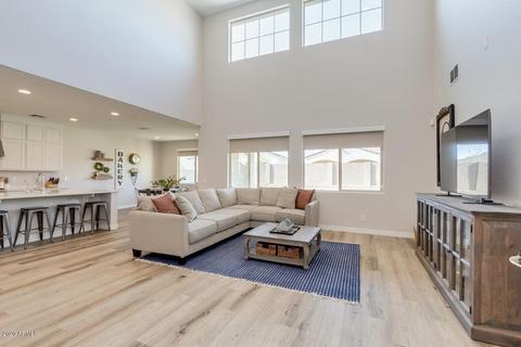 10048 E Satellite Dr, Mesa, AZ 85212 photo 3