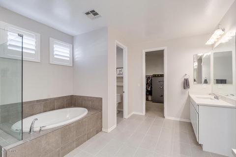 10048 E Satellite Dr, Mesa, AZ 85212 photo 12