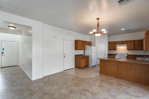 634 E Dekalb Ln, Phoenix, AZ 85040 photo 11