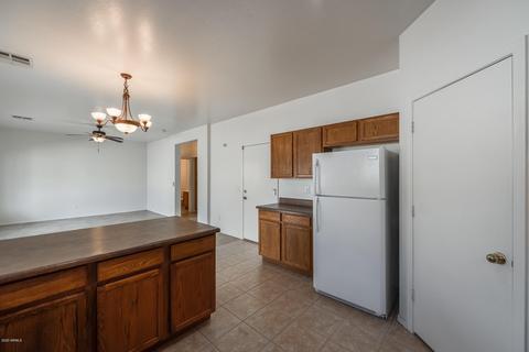 634 E Dekalb Ln, Phoenix, AZ 85040 photo 14