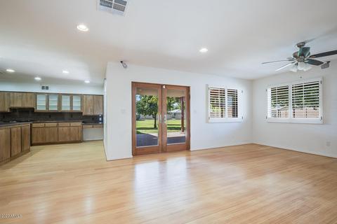 8002 N 11th Ave, Phoenix, AZ 85021 photo 14