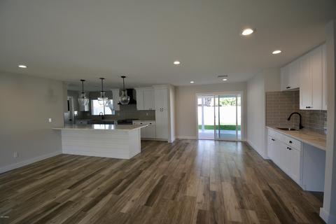 2902 E Sierra St, Phoenix, AZ 85028 photo 1