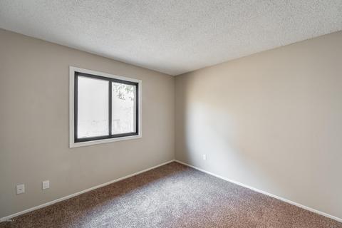 434 E Barbara Dr, Tempe, AZ 85288 photo 4