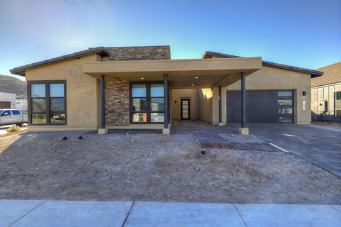 1353 E Paseo Way, Phoenix, AZ 85042 photo 1