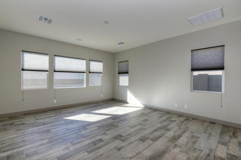 1353 E Paseo Way, Phoenix, AZ 85042 photo 9