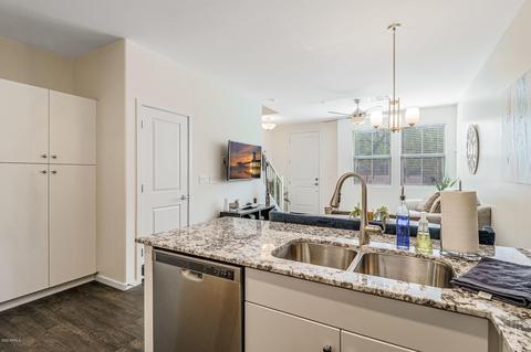 2267 E Hidalgo Ave, Phoenix, AZ 85040 photo 8
