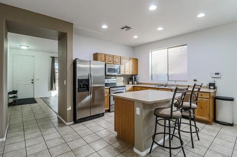 6504 S 34th Ln, Phoenix, AZ 85041 photo 3