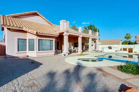 1925 E Willow Tree Ct, Gilbert, AZ 85234 photo 14