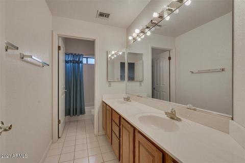 1925 E Willow Tree Ct, Gilbert, AZ 85234 photo 51