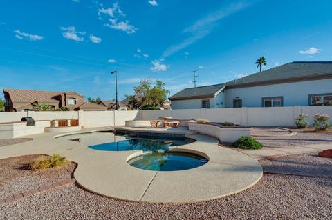 1925 E Willow Tree Ct, Gilbert, AZ 85234 photo 16