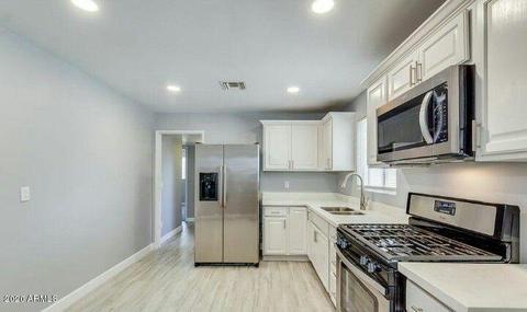 137 E Orchid Ln, Phoenix, AZ 85020 photo 4
