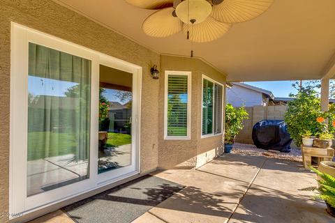 2047 E Stottler Ct, Gilbert, AZ 85296 photo 4
