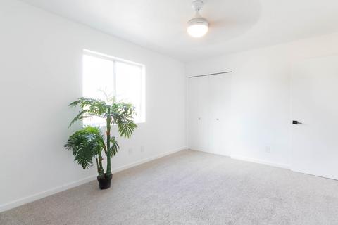 2431 E Tracy Ln #1, Phoenix, AZ 85032 photo 9