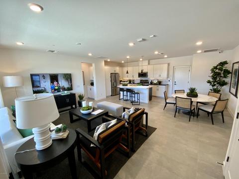 773 E Lark St #101, Gilbert, AZ 85297 photo 2