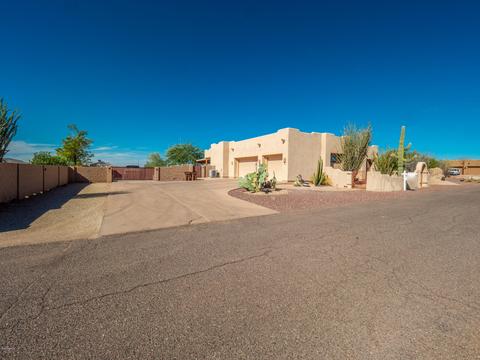18 E Irvine Rd, Phoenix, AZ 85086 photo 3