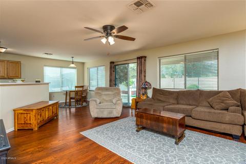 2207 E Heston Dr, Phoenix, AZ 85024 photo 3