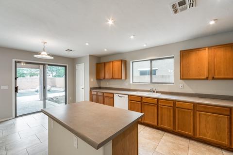 3348 E Derringer Way, Gilbert, AZ 85297 photo 11