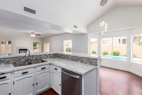 1925 E Rosemonte Dr, Phoenix, AZ 85024 photo 11