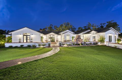 4971 E Palomino Rd, Phoenix, AZ 85018 photo 1