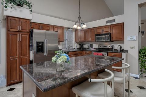 3232 E Silverwood Dr, Phoenix, AZ 85048 photo 8