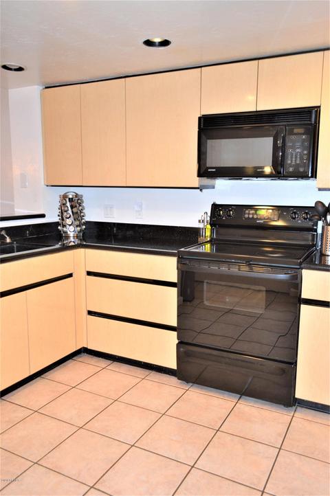525 E Utopia Rd, Phoenix, AZ 85024 photo 9