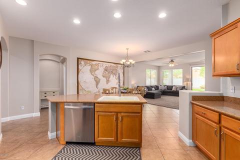 1296 E Nightingale Ln, Gilbert, AZ 85298 photo 9