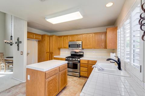 3316 E Behrend Dr, Phoenix, AZ 85050 photo 18
