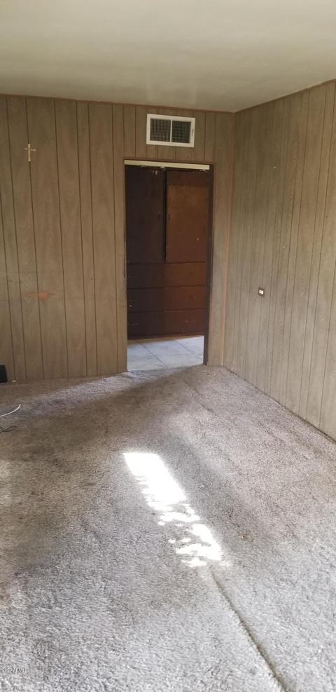 720 E Desert Ln, Phoenix, AZ 85042 photo 10