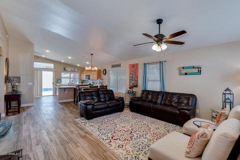 3545 E Utopia Rd, Phoenix, AZ 85050 photo 1