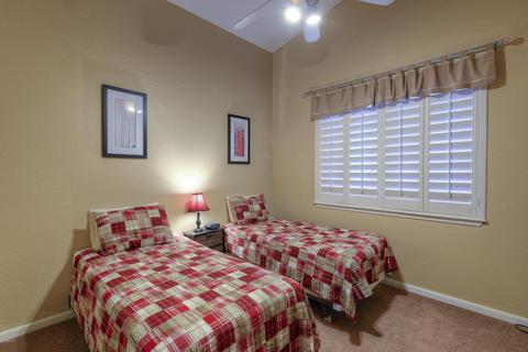 4550 E Ramuda Dr, Phoenix, AZ 85050 photo 13