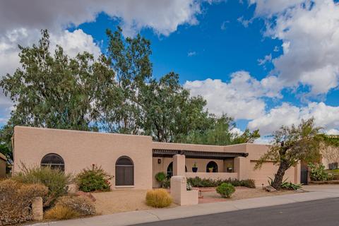 246 E Dahlia Dr, Phoenix, AZ 85022 photo 1